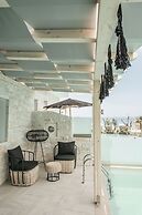 Blue Carpet Luxury Suites