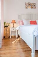 Studio T by MRG Apartments