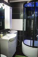 Studio G by MRG Apartments