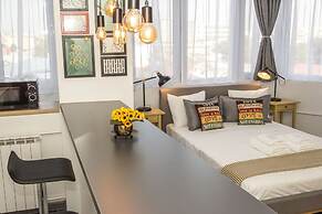 Studio L by MRG Apartments