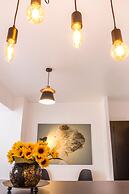 Studio L by MRG Apartments