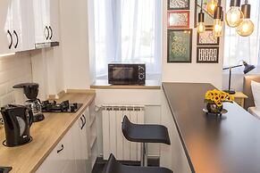 Studio L by MRG Apartments