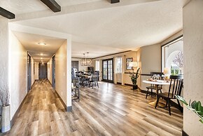 Europa Village Wineries and Resort