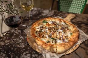 Europa Village Wineries and Resort