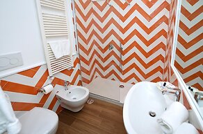 Casa Pantone