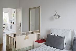 ASKI Hoża Apartment