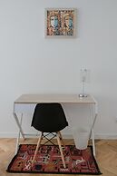 ASKI Hoża Apartment