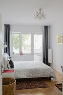 ASKI Hoża Apartment