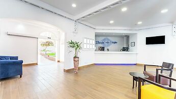 Beverly Hills Heights - Excel Hotels & Resorts