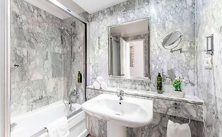 Beverly Hills Heights - Excel Hotels & Resorts