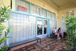 South Beach Rooms and Hostel