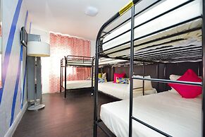 South Beach Rooms and Hostel