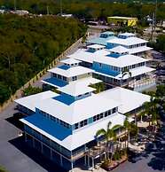 Dolphin Point Villas