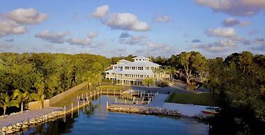 Dolphin Point Villas