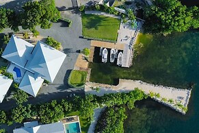 Dolphin Point Villas