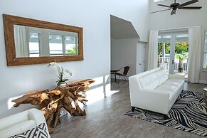 Dolphin Point Villas