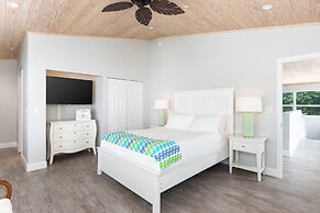 Dolphin Point Villas