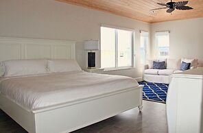 Dolphin Point Villas