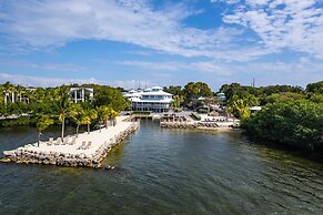 Dolphin Point Villas