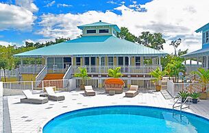 Dolphin Point Villas