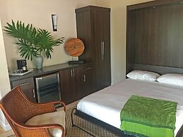 Dolphin Point Villas