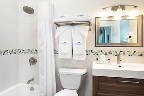 Dolphin Point Villas