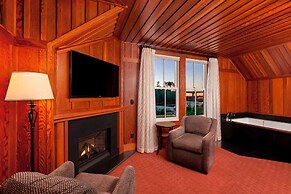 Noyo Harbor Inn Restaurant and Tavern