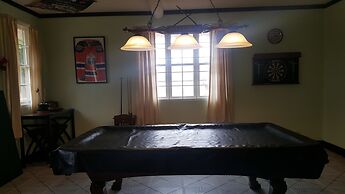 Playa Hermosa Inn at the beach
