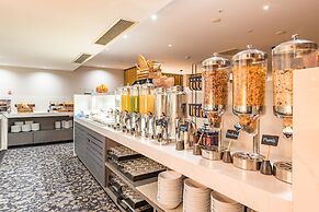 Distinction Christchurch Hotel