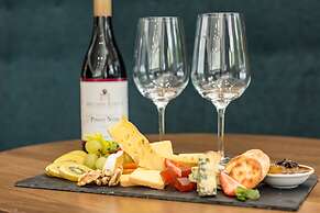 Distinction Christchurch Hotel