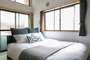 Tranquille Sumiyoshi