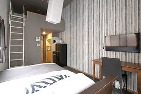 Tranquille Sumiyoshi