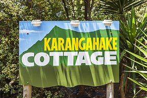 Karangahake Gold 'n Views Cottage