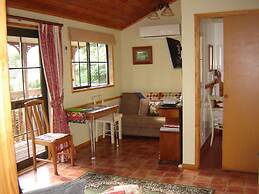 Karangahake Gold 'n Views Cottage