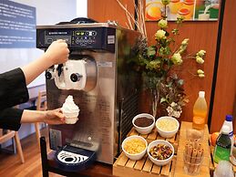 The BREAKFAST HOTEL Fukuoka Nakasu