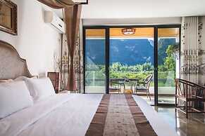 QuietYard YangshuoRiverside HolidayHotel