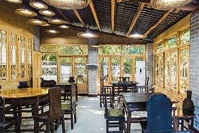 QuietYard YangshuoRiverside HolidayHotel