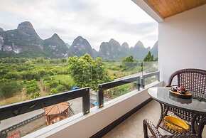 QuietYard YangshuoRiverside HolidayHotel