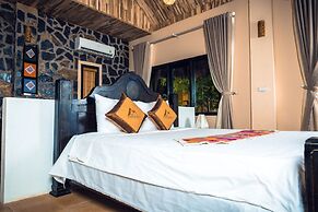 Mai Chau Sunrise Village