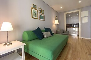 Bairro Alto Elegant by Homing