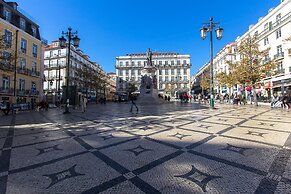 Bairro Alto Elegant by Homing