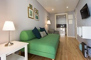 Bairro Alto Elegant by Homing