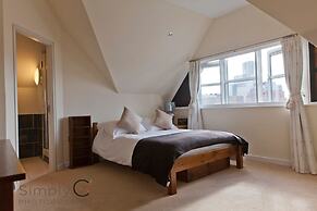 Toothbrush Apartments - Central Ipswich