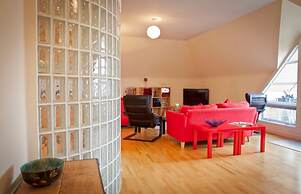 Toothbrush Apartments - Central Ipswich