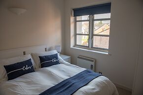 Toothbrush Apartments - Central Ipswich