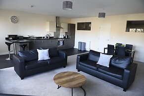 Toothbrush Apartments Ipswich Waterfront