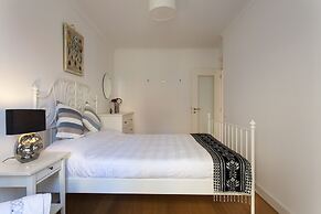 Santa Justa Suite by Homing