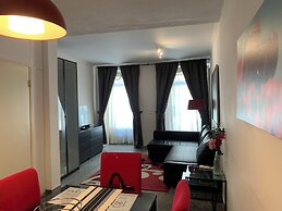 Discovery Apartment Estrela