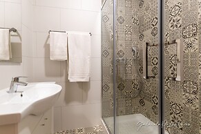 Discovery Apartment Estrela