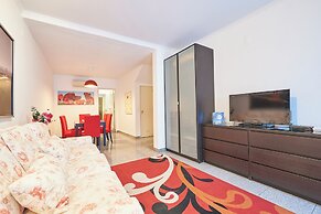Discovery Apartment Estrela